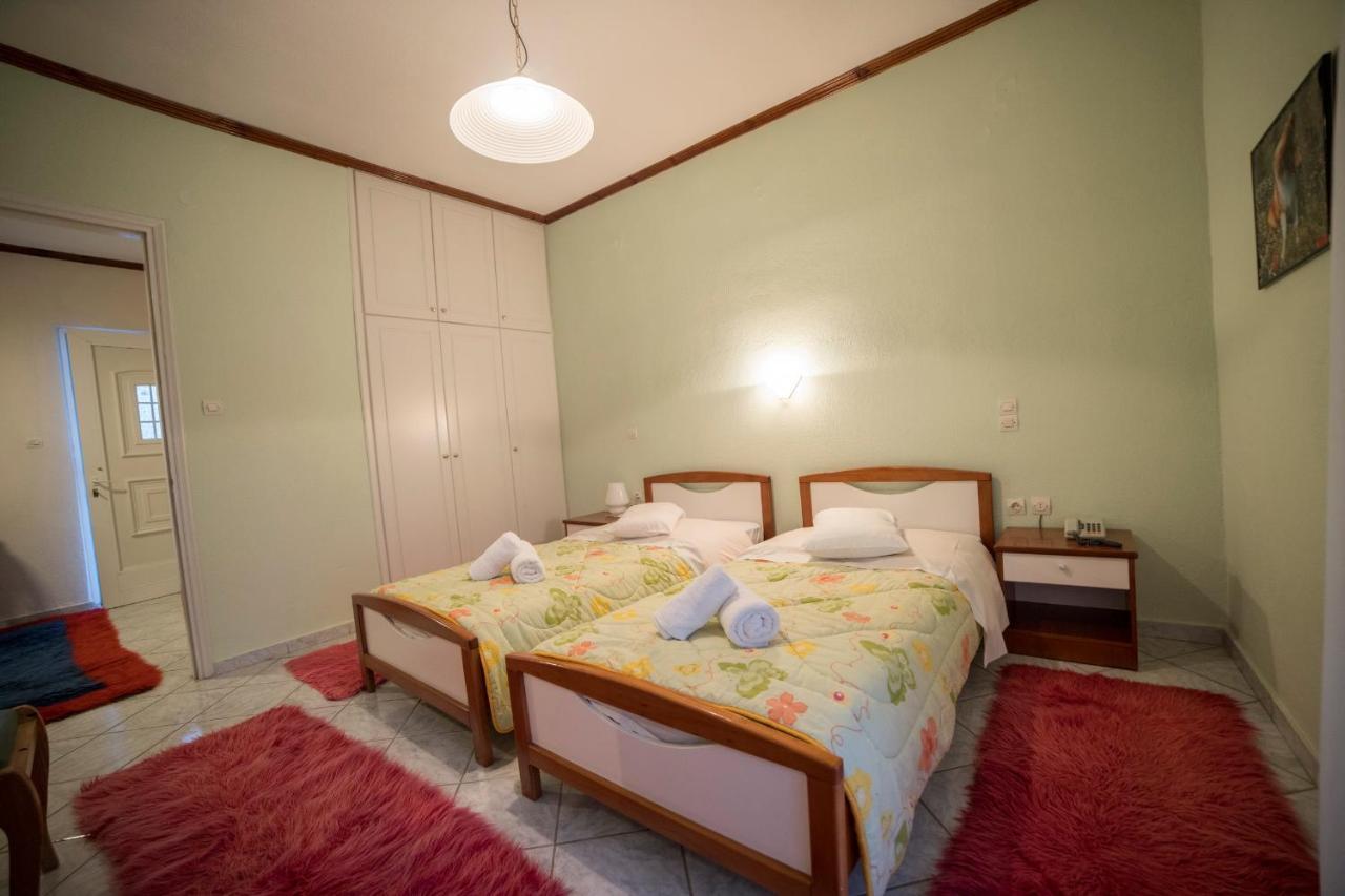 Ξενοδοχειο Παπαναγιωτου Hotel Neraïdochóri Bagian luar foto
